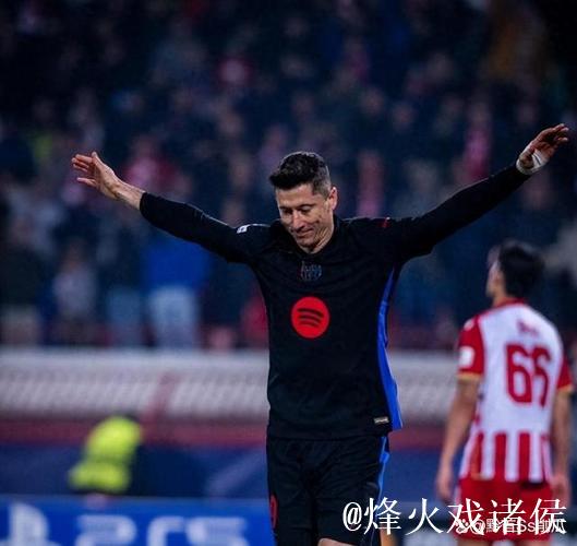 拉波尔塔与莱万经纪人会面，球员盼续约一年但巴萨态度冷静