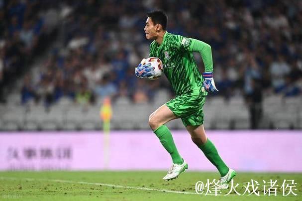 申花特谢拉解禁复出 小将刘诚宇将继续被委以重任 申花特谢拉解禁复出 小将刘诚宇将继续被委以重任